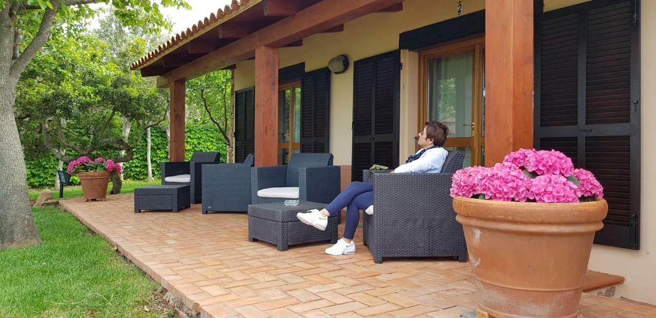 פורטו סן פאולו Villa Kate B&B מראה חיצוני תמונה
